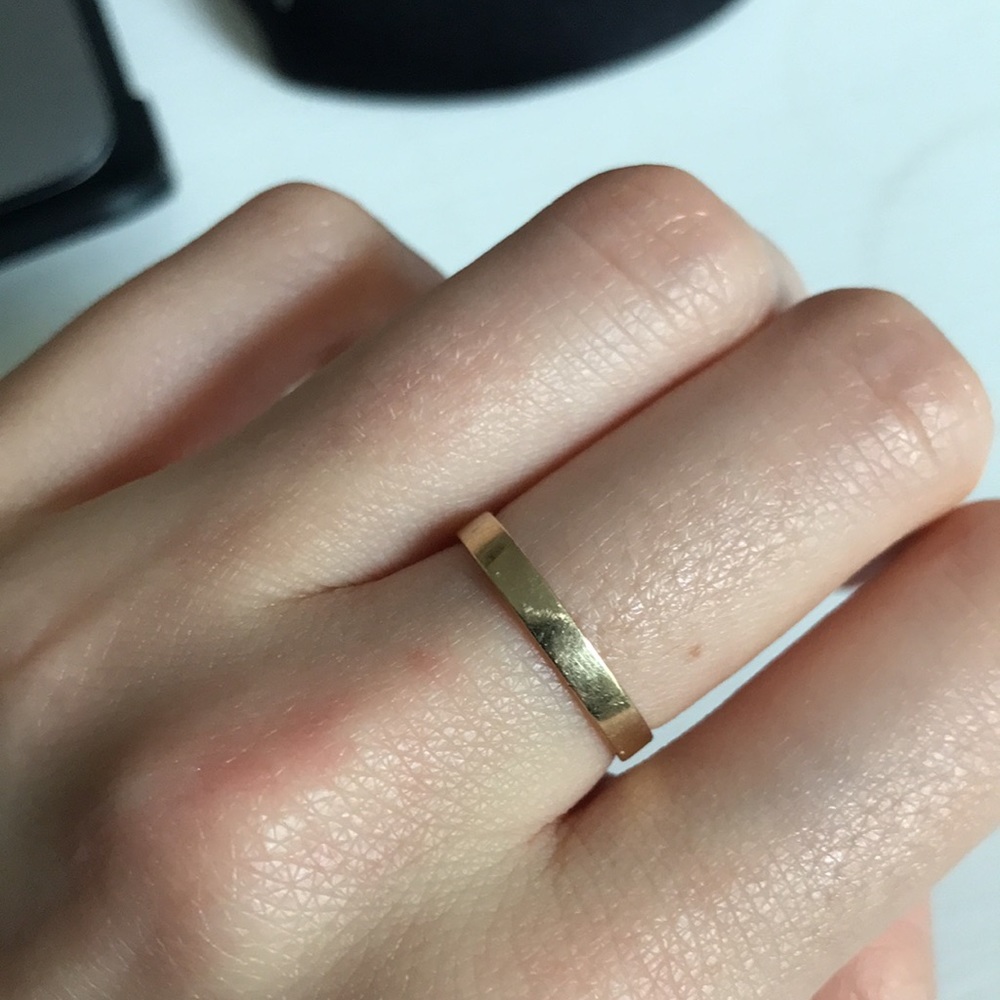 Mejuri 14k yellow gold Bold Stacker ring sz 7